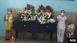 Damas de Blanco en el velorio de Julia Estrella Aramburo.