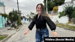 La youtuber cubana "Hildina". Foto obtenida del perfil de facebook de la influencer. 