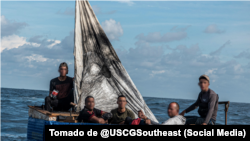 Balseros cubanos capturados en Key West el 9 de septiembre de 2022. (USCG).