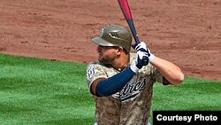 Yonder Alonso