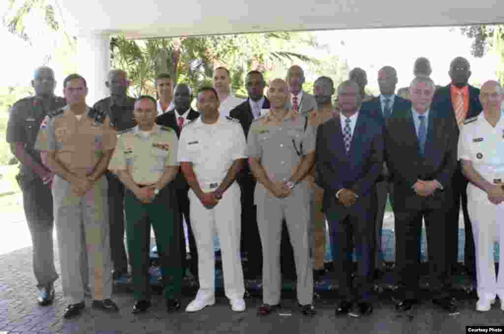Participantes en reunión de Jamaica.