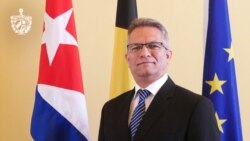 Acusan a diplomático cubano de hacer espionaje sin trabas en Bélgica