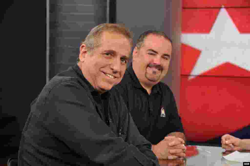 Joachim De Posada, psicólogo y Juan Martínez director de mercadeo de los Miami Marlins.