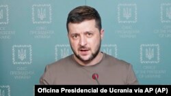 El presidente Volodymyr Zelenskyy en una imagen de video facilitada por la Oficina de Prensa Presidencial de Ucrania vía AP.