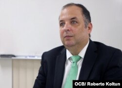 En Cuba se violan los derechos políticos y también los derechos sociales, y con estos datos lo denunciamos, dijo Yaxys Cires Dib, asesor de OCDH (Foto: Roberto Koltún).