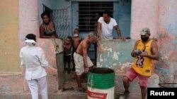La campaña de vacunación en La Habana no ha rendido aún los frutos esperados por las autoridades cubanas. (REUTERS/Alexandre Meneghini).