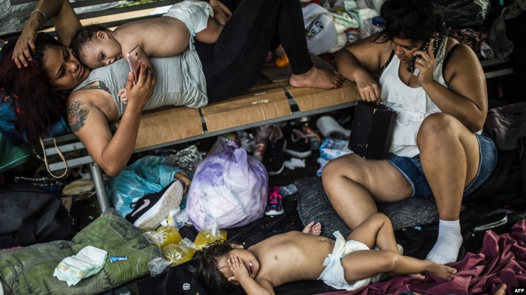 Los niÃ±os de la caravana de migrantes, la cara mÃ¡s triste del Ã©xodo de hondureÃ±os.