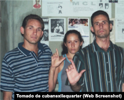 Los opositores Luis Enrique Ferrer García, Ana Belkis Ferrer García y José Daniel Ferrer García antes de la Primavera Negra de 2003.