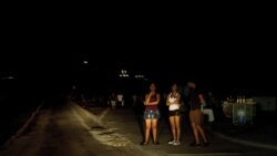 Cacerolazos se integran al paisaje cubano en medio de la oscuridad
