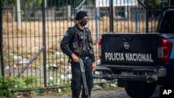 Un agente de la Policía Nacional de Nicaragua. (AP). 