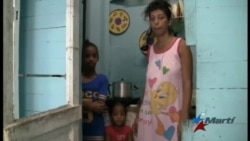 Cuba: Necesidad lleva a decenas de familias a residir en un matadero