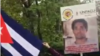 Exiliados cubanos en Estocolmo, Suecia, el 22 de mayo de 2021, exigiendo la libertad de Luis Manuel Otero Alcántara y otros activistas. 