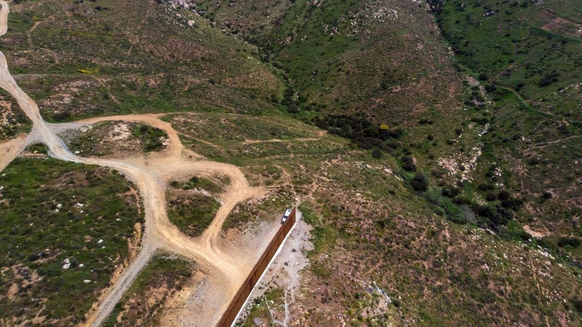 La Casa Blanca alerta sobre crisis migratoria en la frontera con México