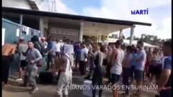 Cubanos en Surinam protestan con toque de cazuelas