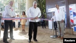 Miguel Díaz-Canel inaugura la Feria Internacional de La Habana en 2019.