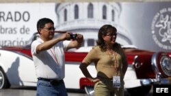 Se estima que unos 10 mil turistas estadounidenses visitaron Cuba el año pasado.
