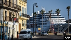 La compañía de cruceros Carnival Corp, entre las empresas estadounidenses demandadas bajo el Título III de la Helms-Burton