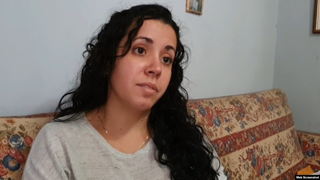 La periodista independiente Camila Acosta. (Captura de video/YouTube)