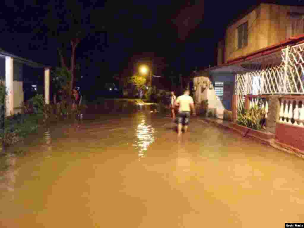 Inundación causada por el huracán Michael en el Reparto Ceferino Fernández de Pinar del Río.