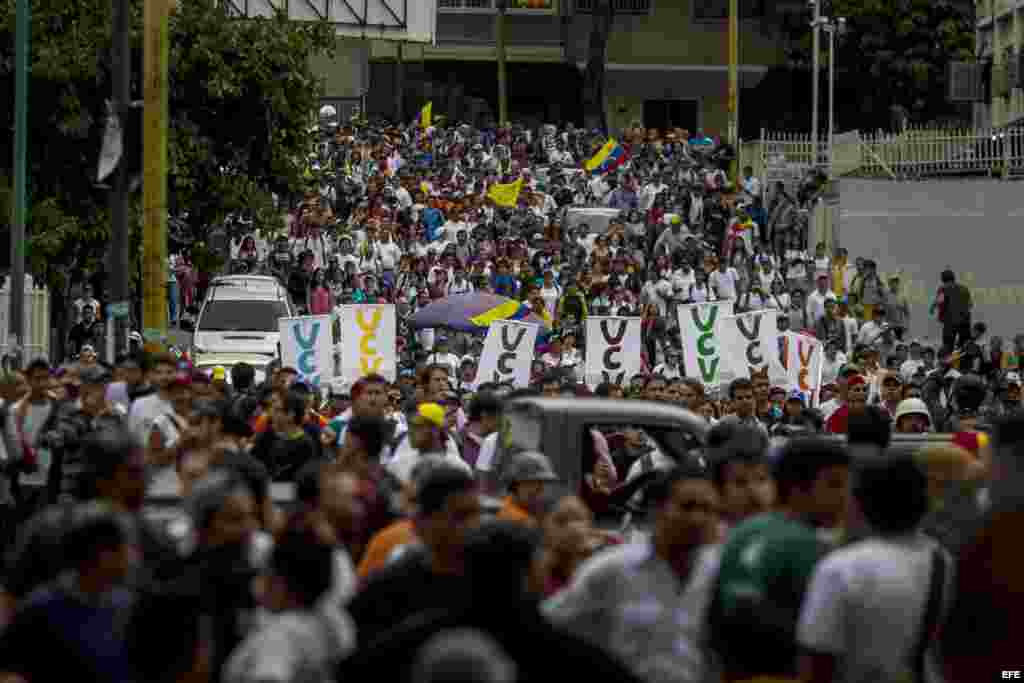 Los estudiantes no salieron de la UCV.