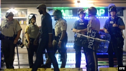 Human Rights Watch Estudiara Respuesta Policial En Ferguson Misuri