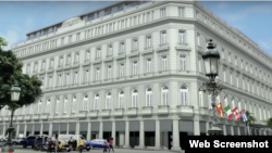 Proyecto en construcción Hotel Manzana de Gómez. La Habana.