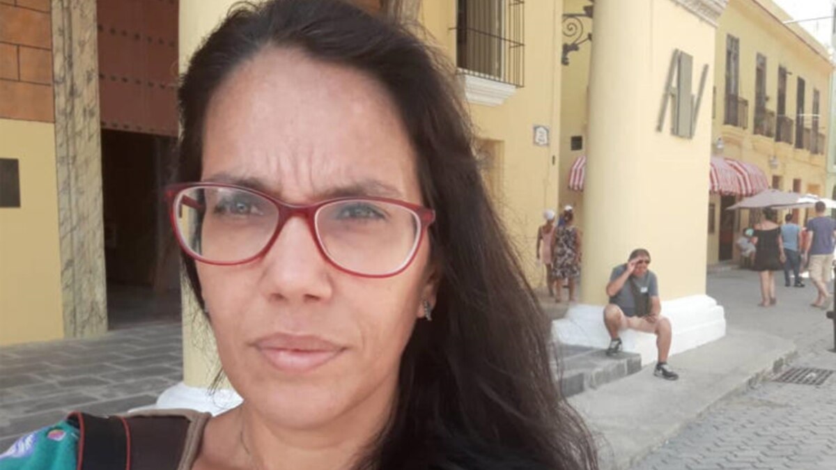 Otra vez la Seguridad del Estado impide a la periodista Luz Escobar salir de su vivienda (VIDEO) - Vimarsana News
