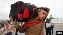 Venezolanos buscan refugio en Perú