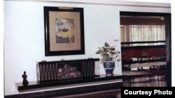 Fotografías de la casa de Olga Lengyel en La Habana muestran los cuadros que faltan.