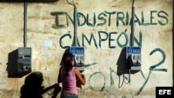 (Archivo) Fanaticada de Industriales en grafitti