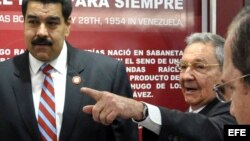 Raúl Castro y Nicolás Maduro.