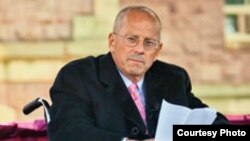 Robert Pastor