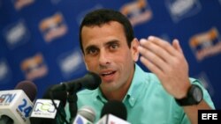 El candidato presidencial de la oposición venezolana Henrique Capriles Radonski