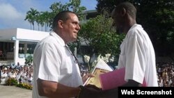 Graduación de médicos extranjeros en Cuba
