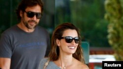 Archivo - Penelope Cruz y su espos Javier Bardem en Sarajevo.