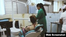 Las condiciones higiénicas de las salas de consulta estomátologica en Cuba dejan mucho que desear, opinan los pacientes. (Captura de imagen de StudioNome.com)