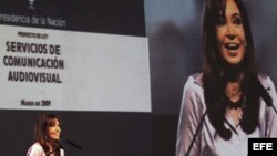 Fotografía de archivo de la presidenta argentina, Cristina Fernández de Kirchner, en el Teatro Argentino, de La Plata.