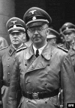Heinrich Himmler, jefe de las SS, creó los campos de exterminio nazis