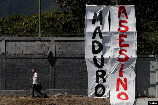 Mientras se desploma el nivel de aceptación de Maduro, Guaidó goza de una popularidad de más del 60%, según la encuestadora Datanálisis.