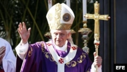 El papa Benedicto XVI, en La Habana, Cuba. EFE/David Fernández