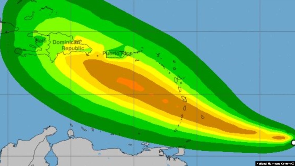 Dorian, tormenta tropical, 5 pm del 25 de agosto 2019