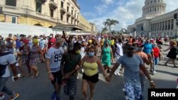 Cientos de manifestantes que participaron en levantamiento popular en Cuba el pasado 11 de julio permanecen detenidos. REUTERS/Stringer