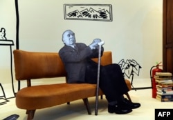 Una pintura de Jorge Luis Borges en un quiosco de la Feria del Libro de Buenos Aires. (Archivo)