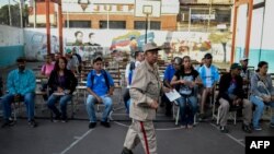 A la espera para votar en Venezuela