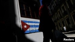 Los casos de coronavirus siguen en ascenso en Cuba, con decenas de nuevos positivos cada día. REUTERS/Stringer