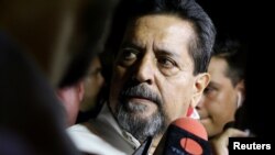 Edgar Zambrano habla a la prensa tras su liberación.