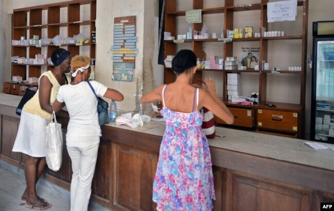 Farmacia en La Habana.