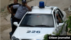 Reporta Cuba /foto/angel moya habana policias al acecho