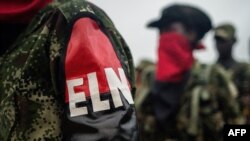 Insignia del ilegal Ejército de Liberación Nacional colombiano, ELN. (Luis Robayo / AFP).