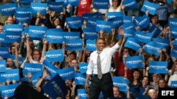 El presidente estadounidense, Barack Obama, participa en un evento por la campaña de su reelección el jueves 1 de noviembre de 2012, en el Coors Event Center de Boulder, Colorado (EE.UU.).